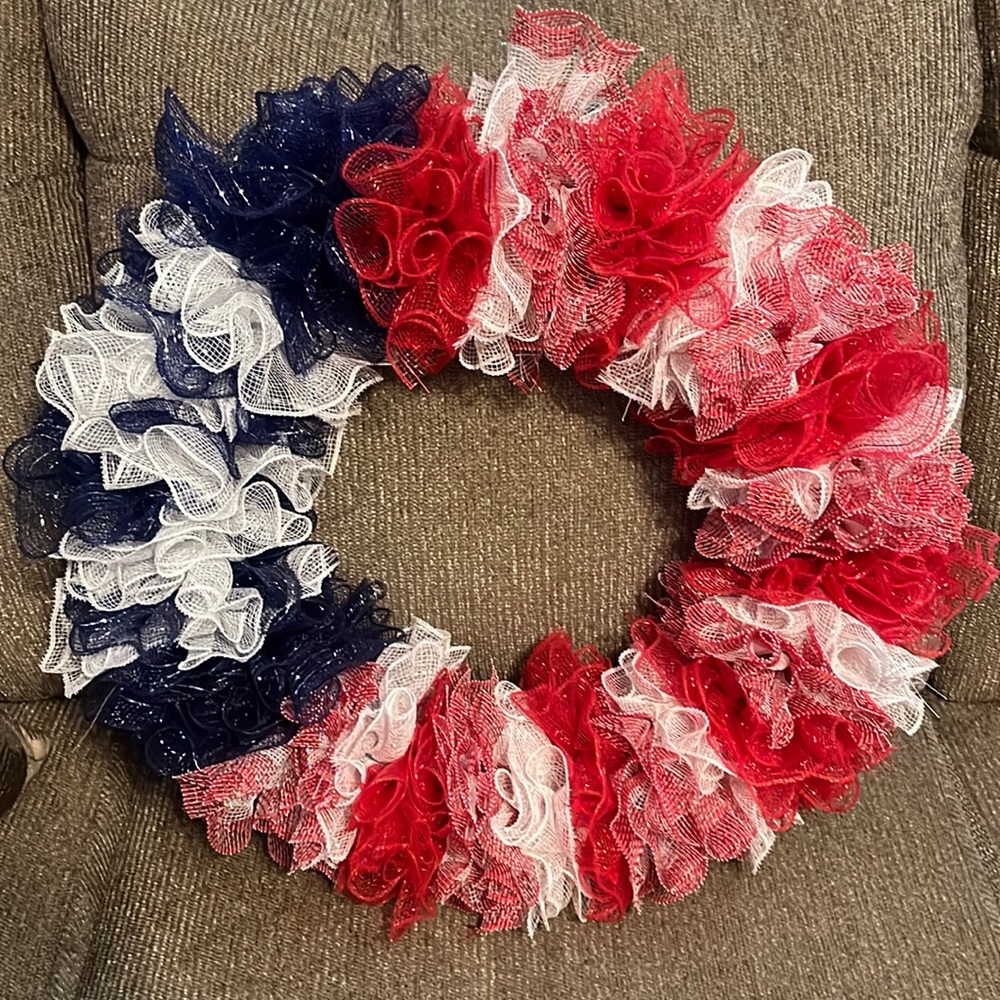 Holiday wreath